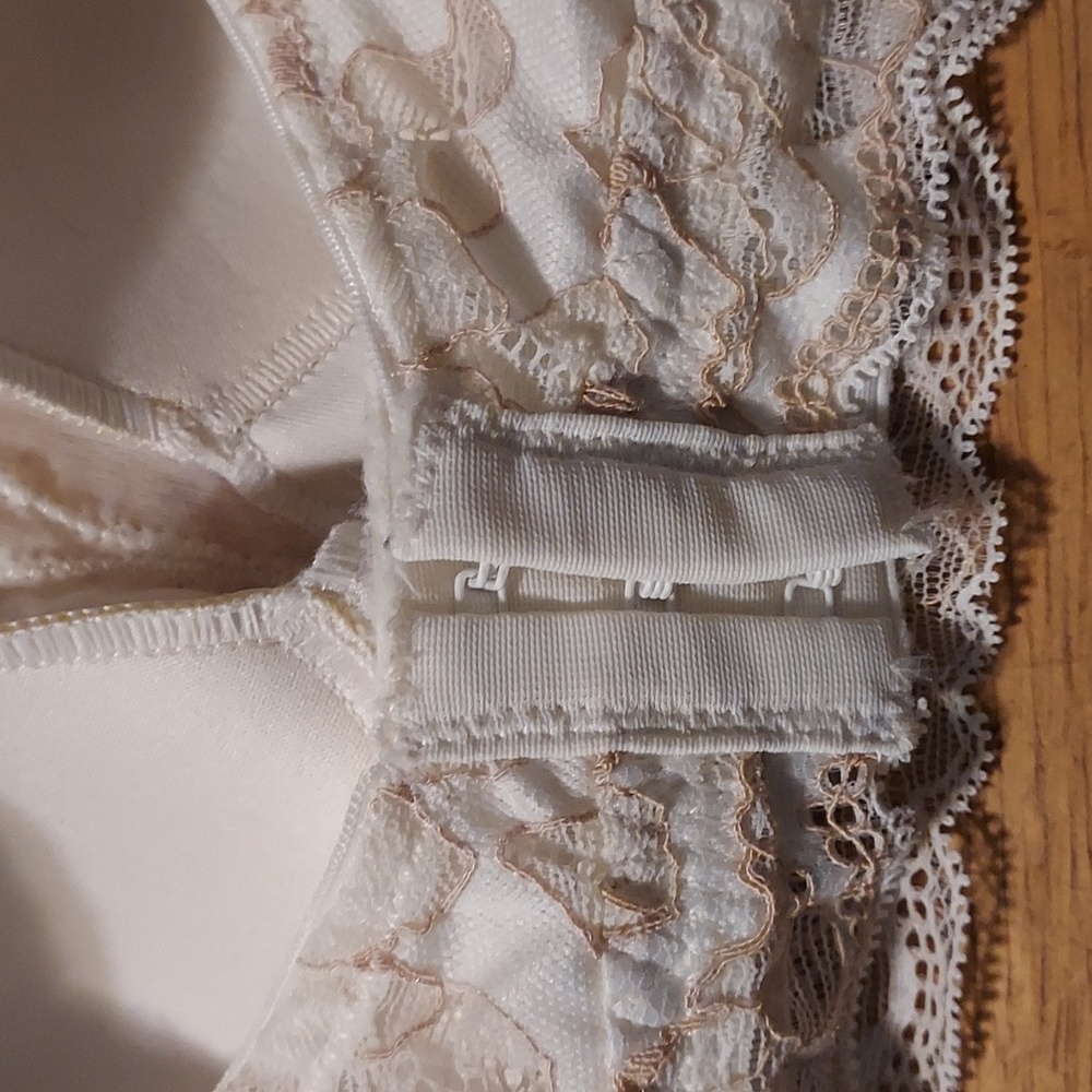 Bali Large lace bra - Picture 5 of 7